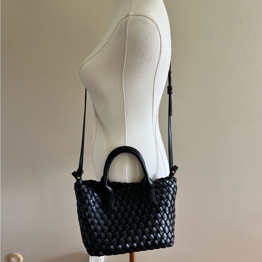 Black Woven Vegan Leather Tote with Detachable Pouch - Picture 13 of 15
